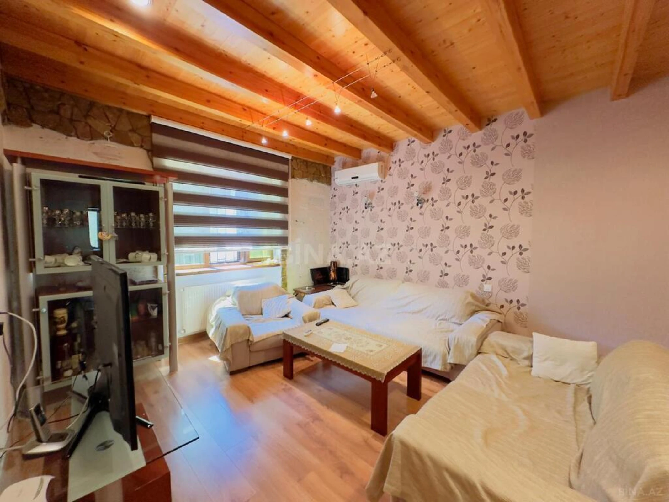 Satılır 5 otaqlı həyət evi 190 m²