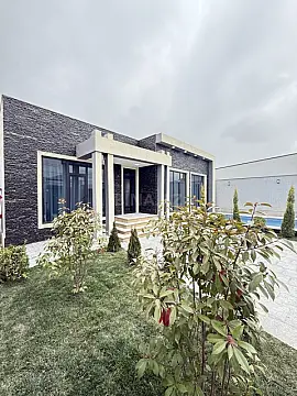 Satılır 4 otaqlı həyət evi 145 m²