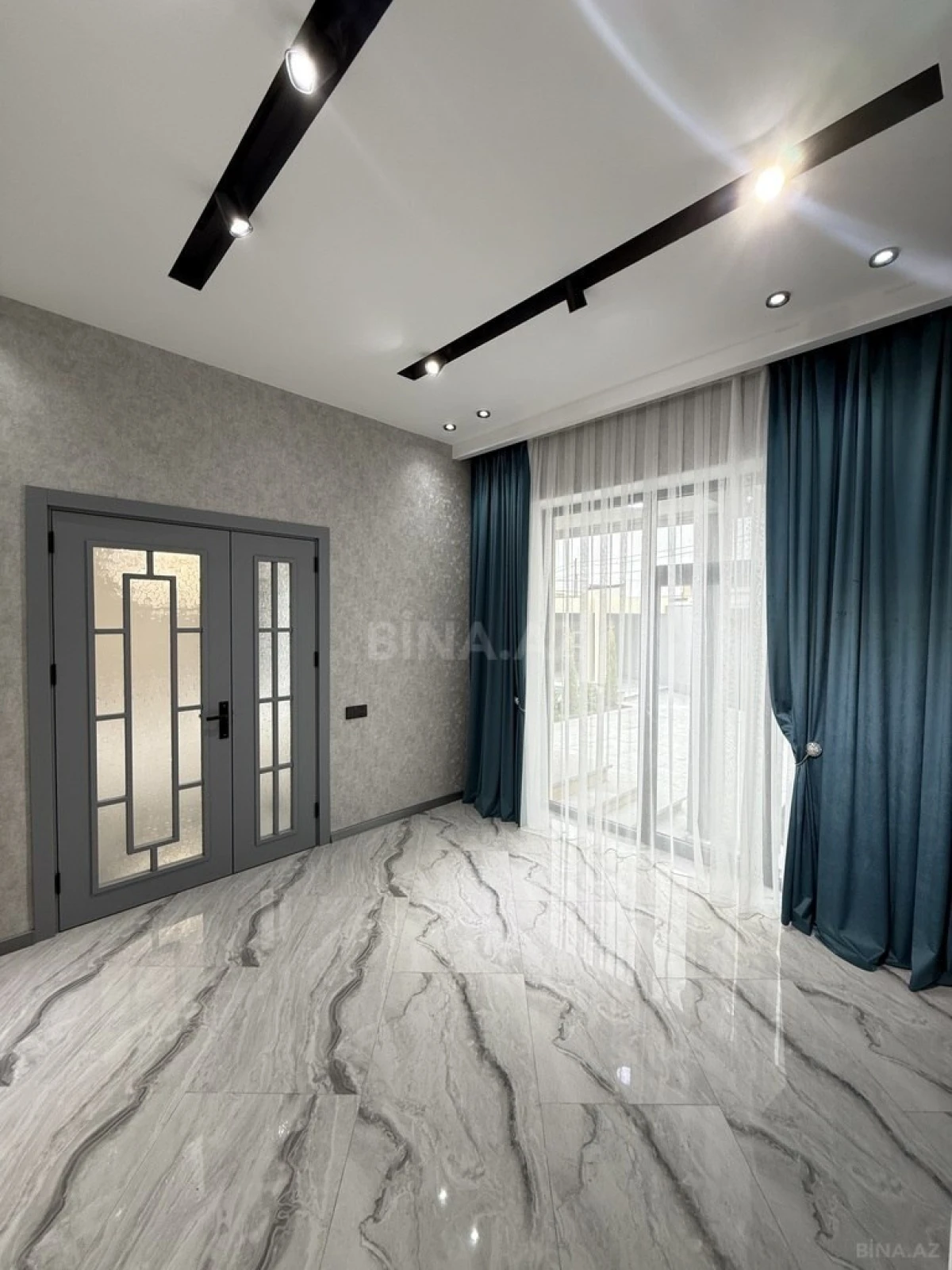 Satılır 4 otaqlı həyət evi 145 m²