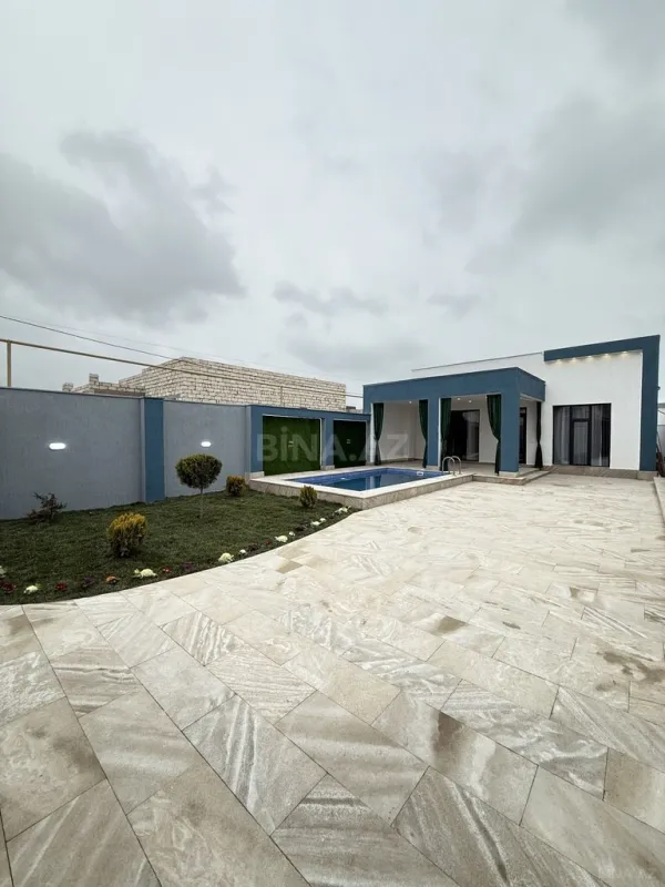 Satılır 4 otaqlı həyət evi 145 m²