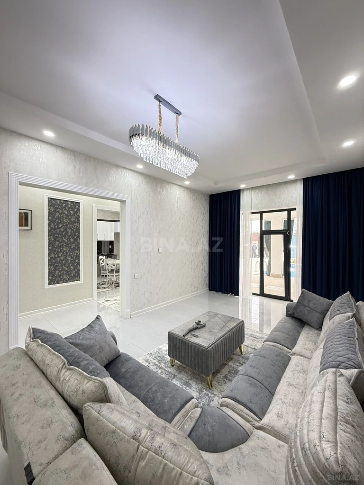 Satılır 4 otaqlı həyət evi 145 m²