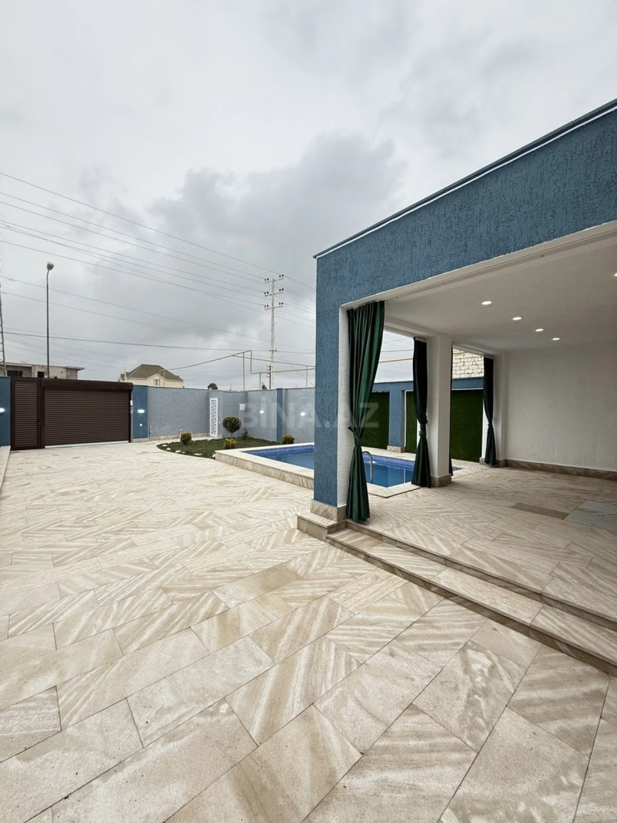 Satılır 4 otaqlı həyət evi 145 m²