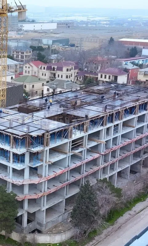 Satılır 3 otaqlı mənzil 119.9 m²