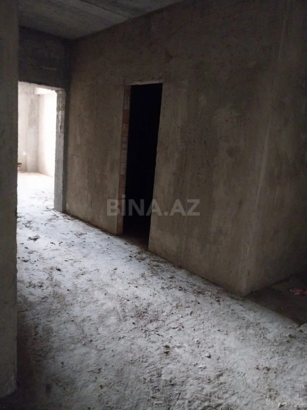 Satılır 2 otaqlı mənzil 120 m²