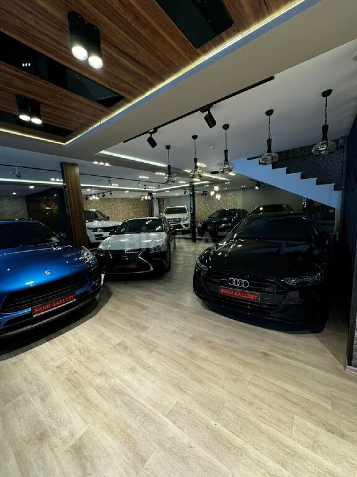 Satılır obyekt 1200 m²