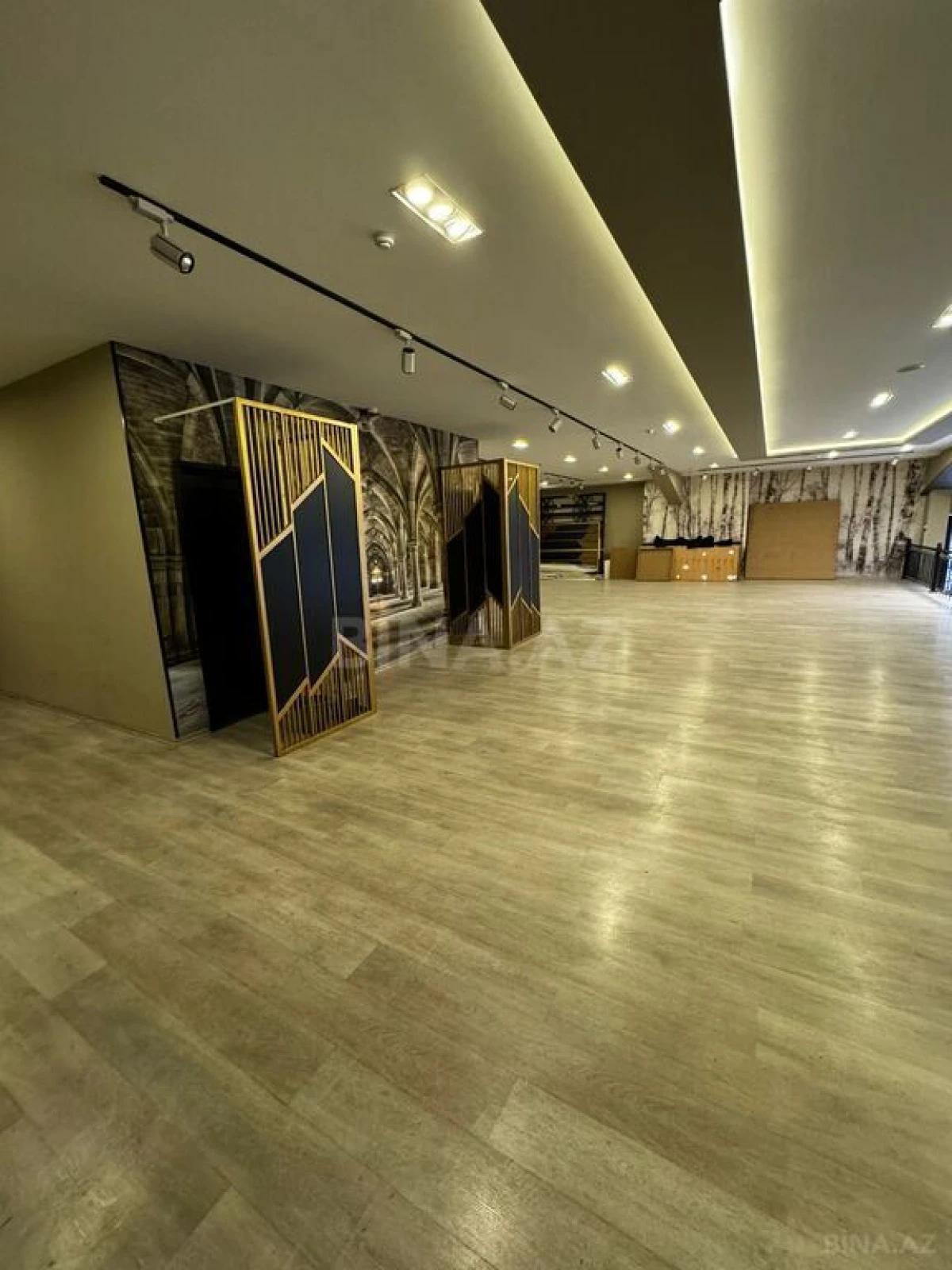 Satılır obyekt 1200 m²