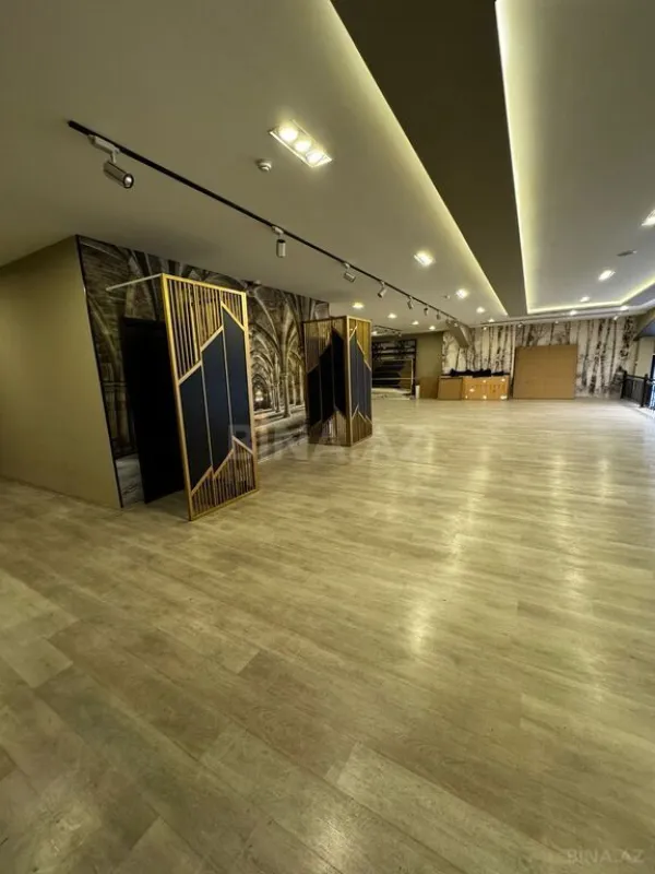 Satılır obyekt 1200 m²