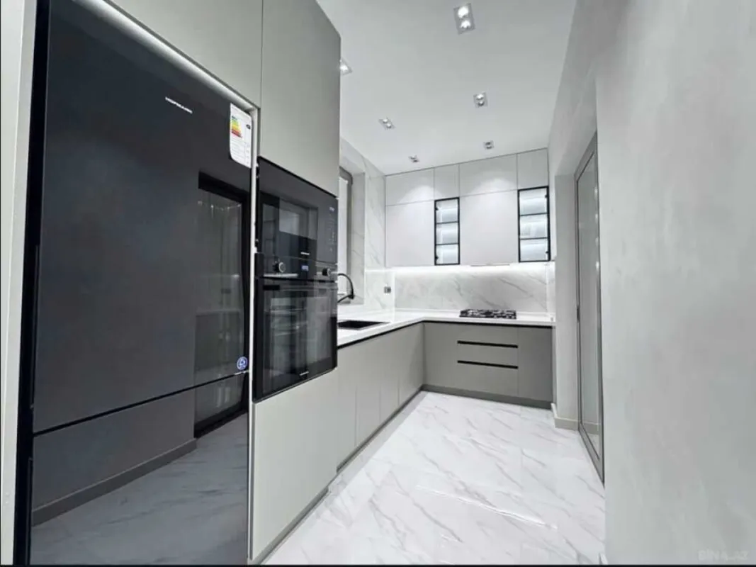 Satılır 2 otaqlı mənzil 65 m²