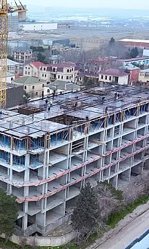 Satılır 3 otaqlı mənzil 90.6 m²