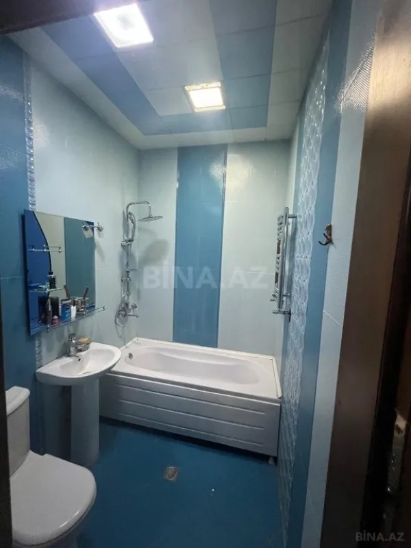 Kirayə verilir 3 otaqlı mənzil 215 m²
