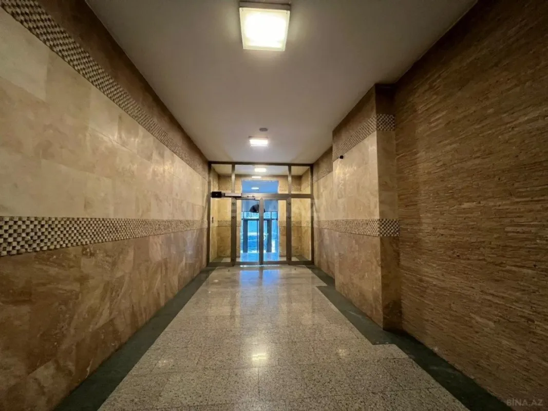 Kirayə verilir 3 otaqlı mənzil 215 m²