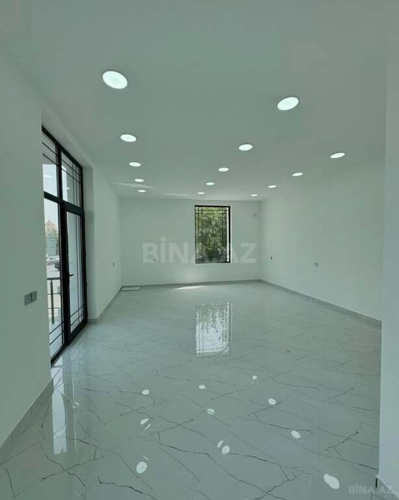 Satılır obyekt 70 m²