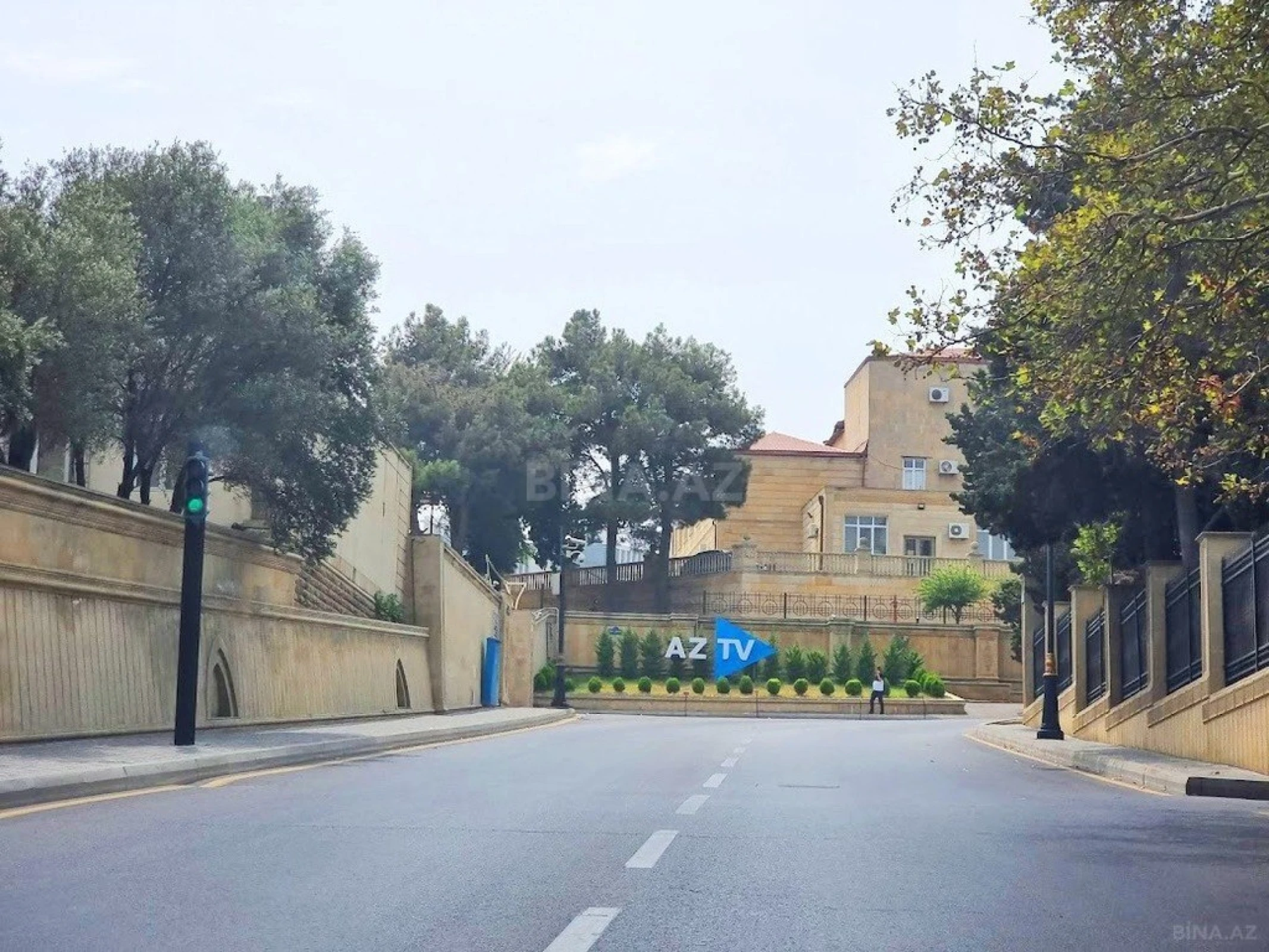 Satılır 7 otaqlı həyət evi 710 m²