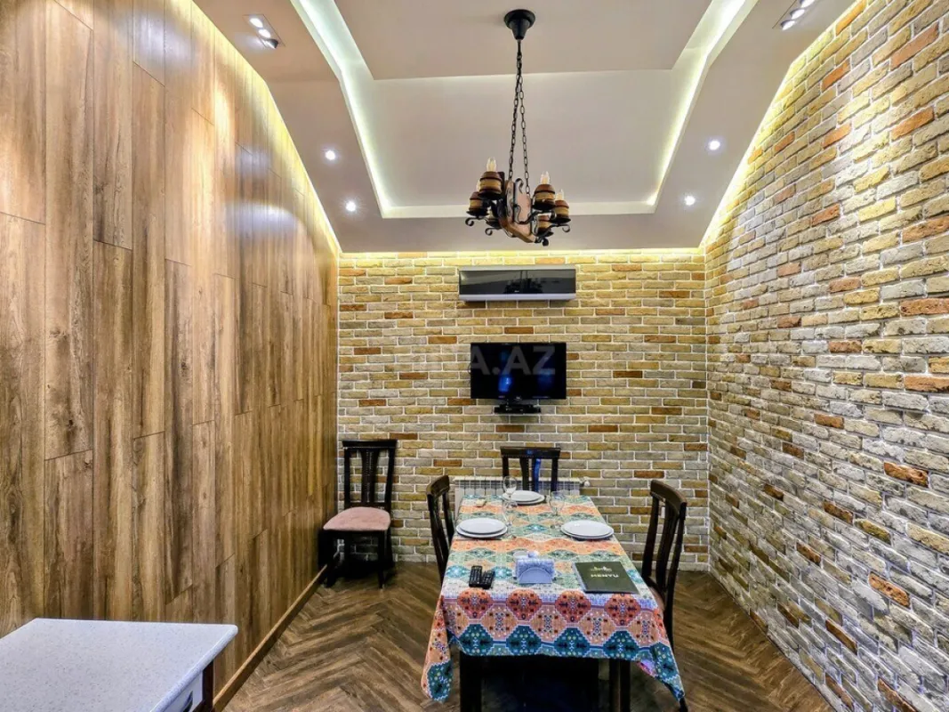 Satılır obyekt 1000 m²