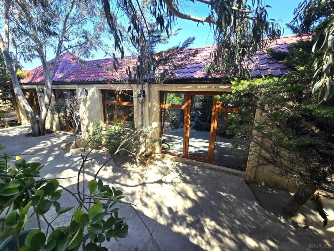 Satılır obyekt 1000 m²