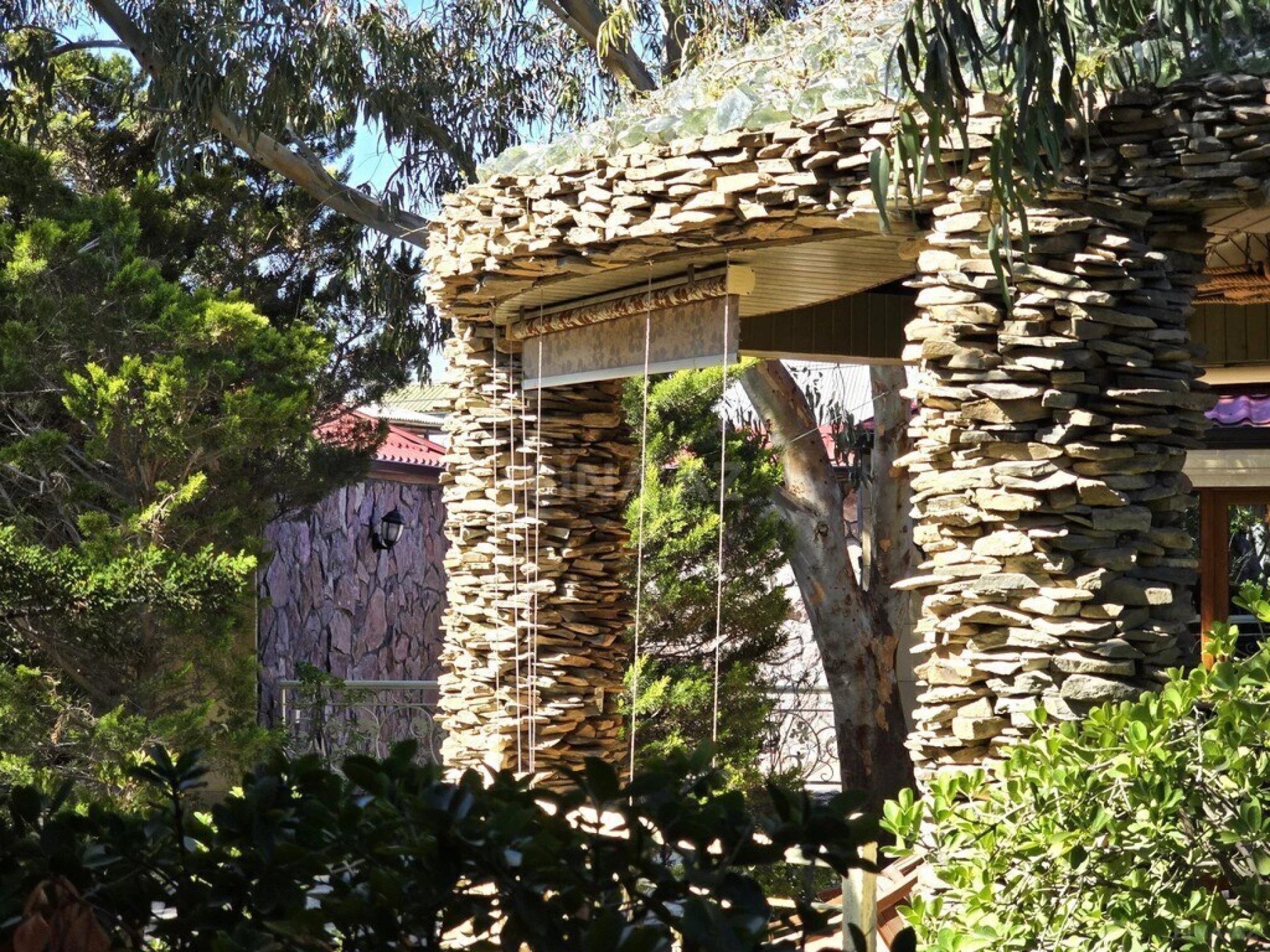 Satılır obyekt 1000 m²