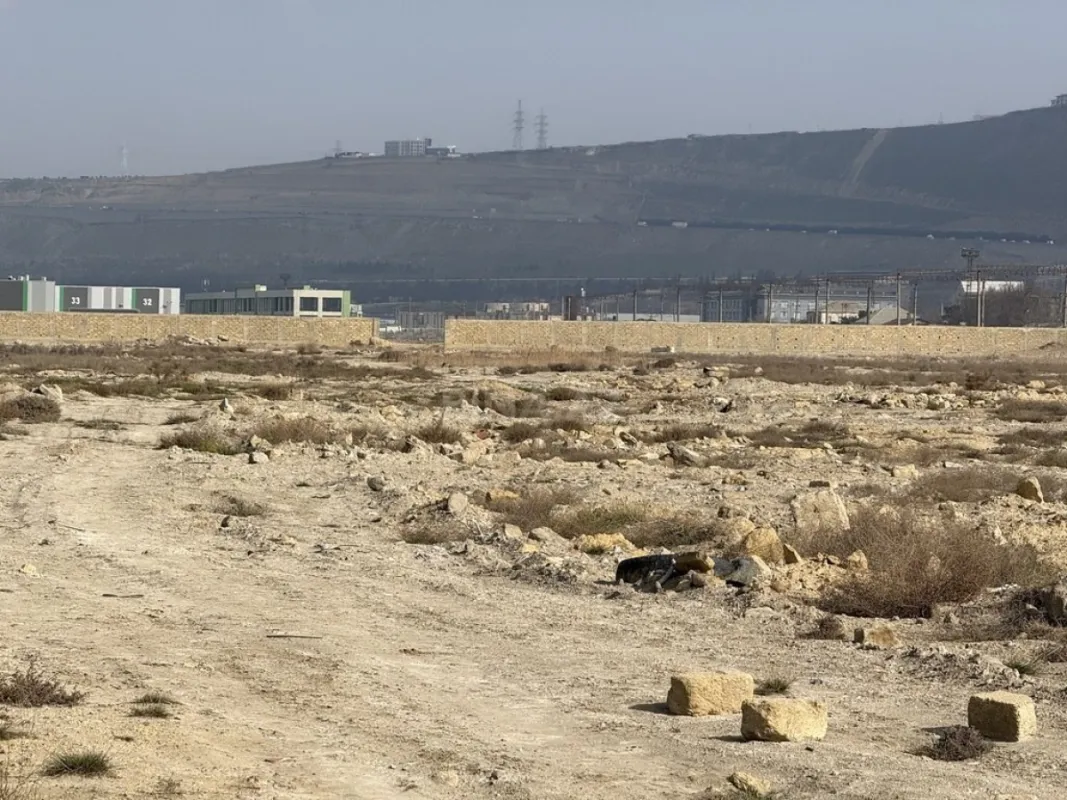 Satılır torpaq sahəsi 600 m²