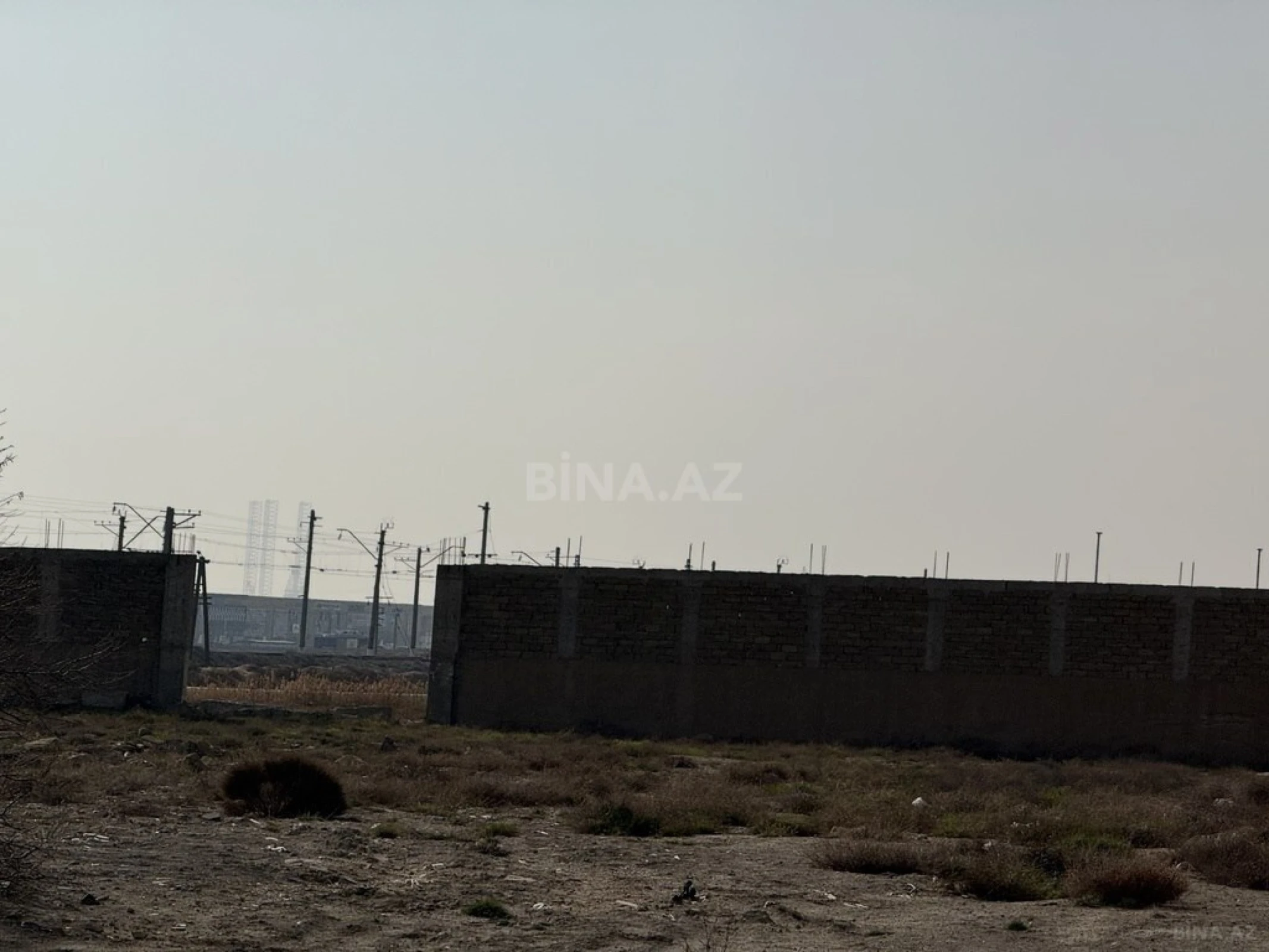 Satılır torpaq sahəsi 600 m²