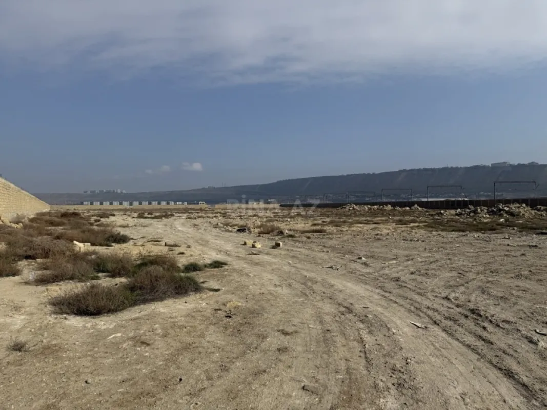 Satılır torpaq sahəsi 600 m²