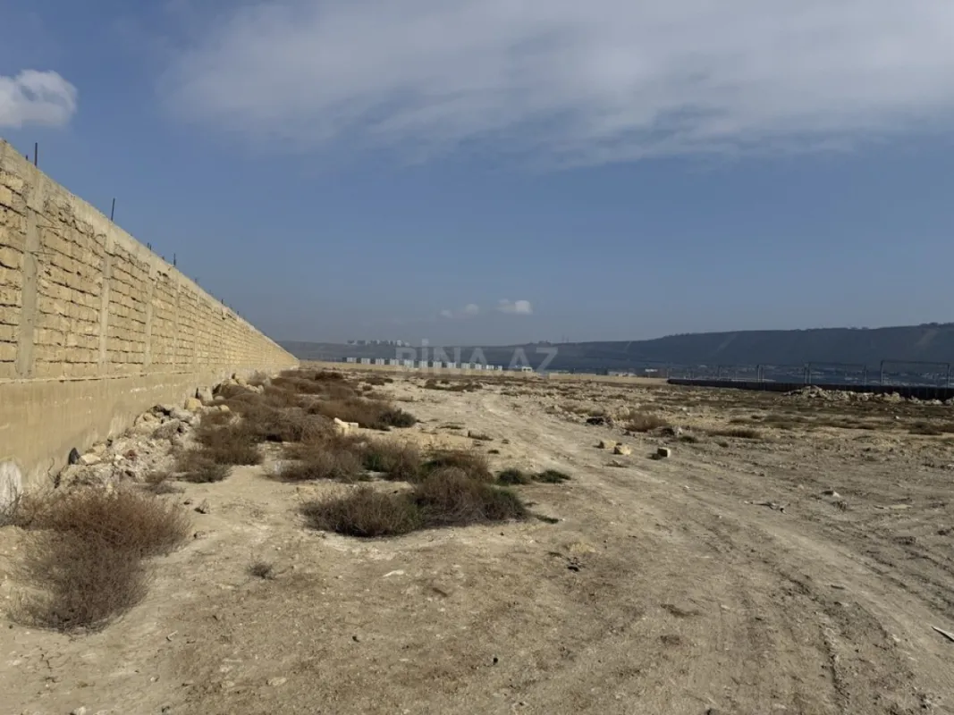 Satılır torpaq sahəsi 600 m²