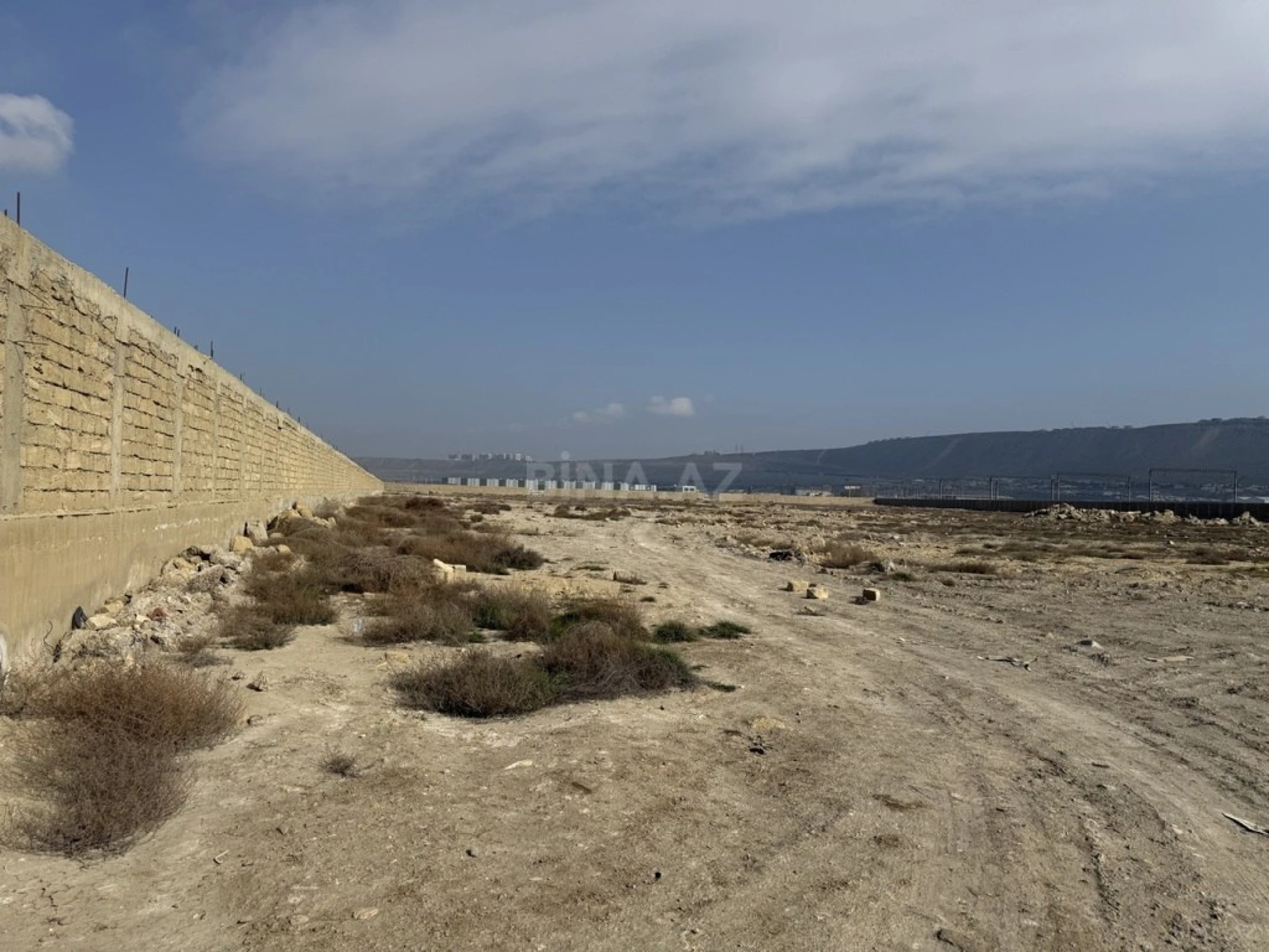 Satılır torpaq sahəsi 600 m²