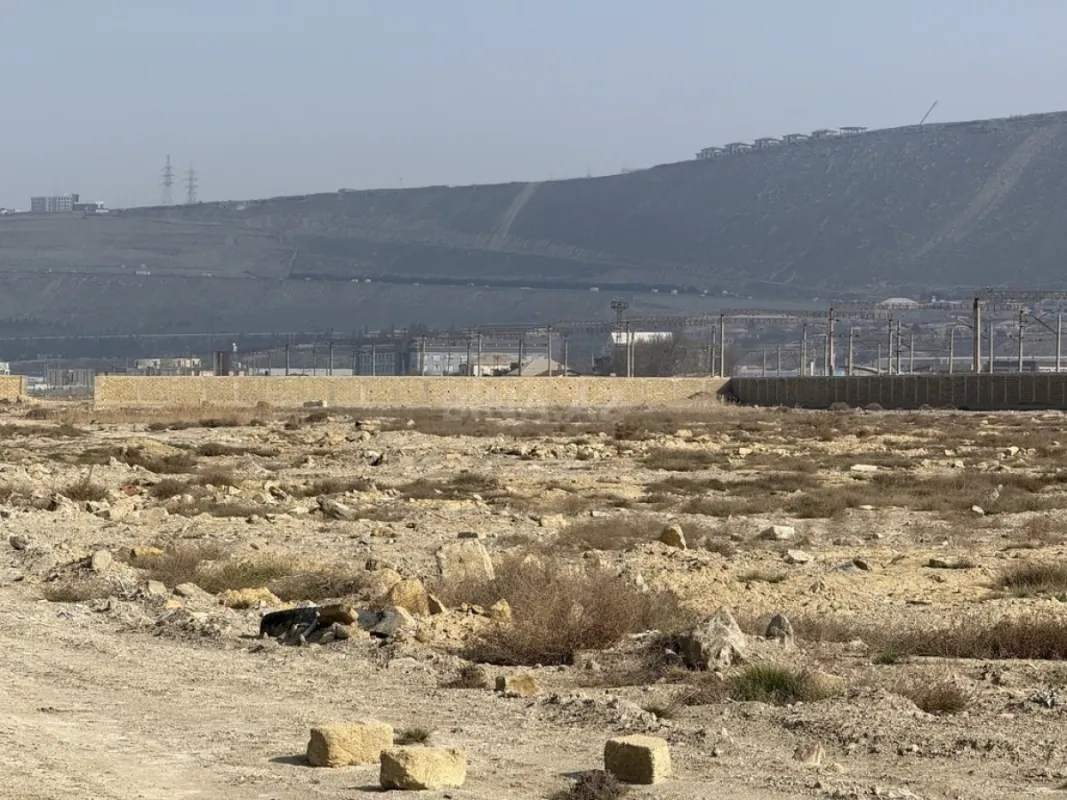 Satılır torpaq sahəsi 600 m²