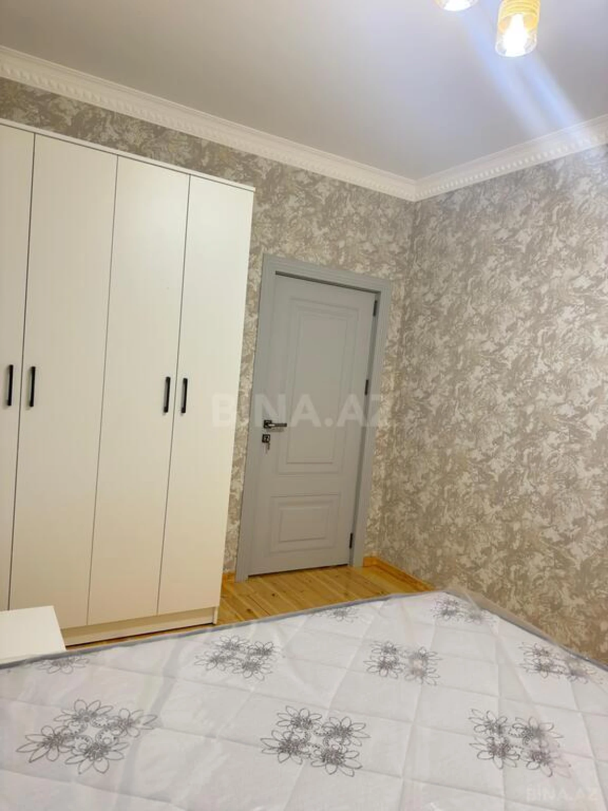 Kirayə verilir 1 otaqlı mənzil 40 m²