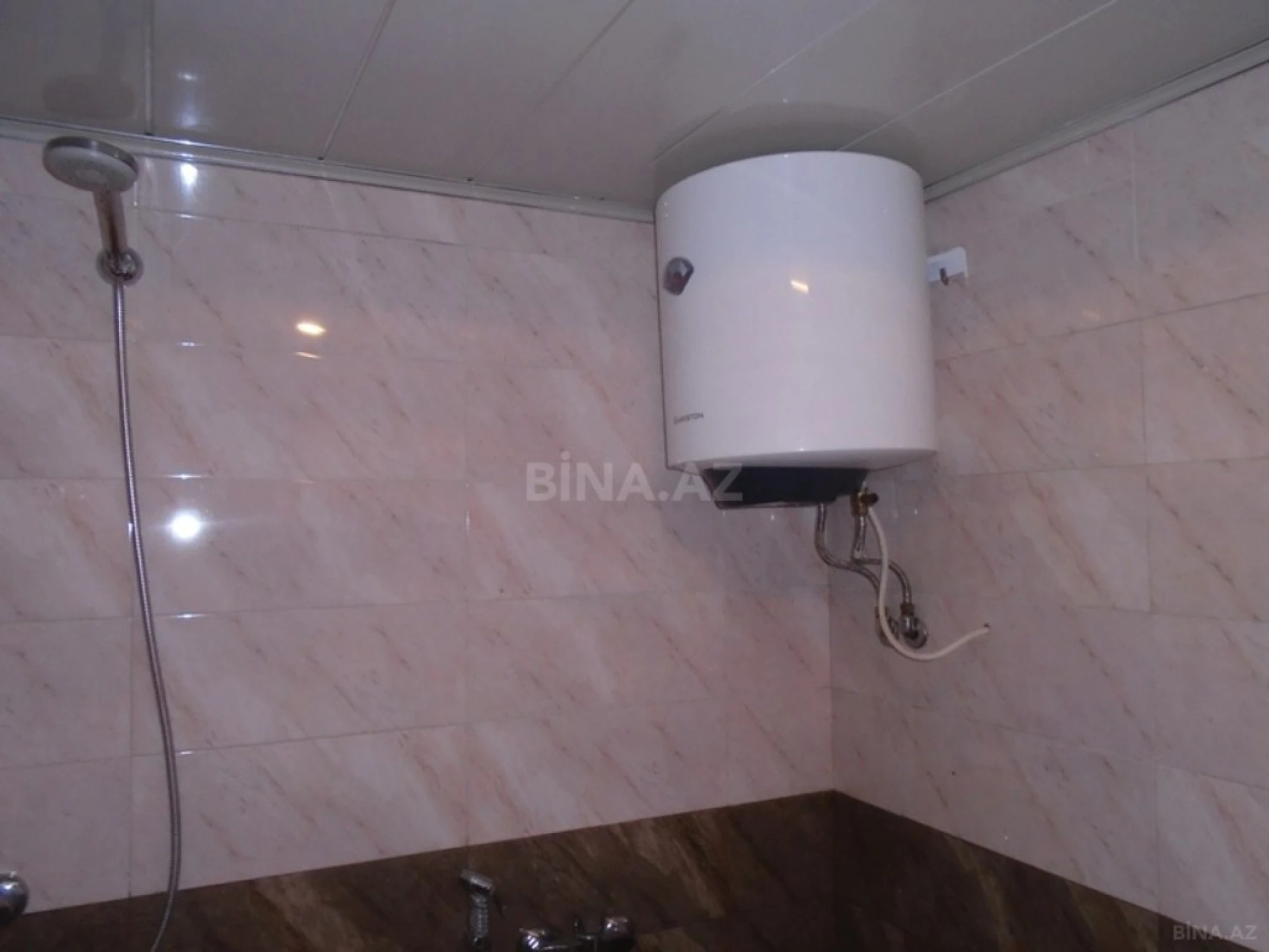 Kirayə verilir obyekt 80 m²