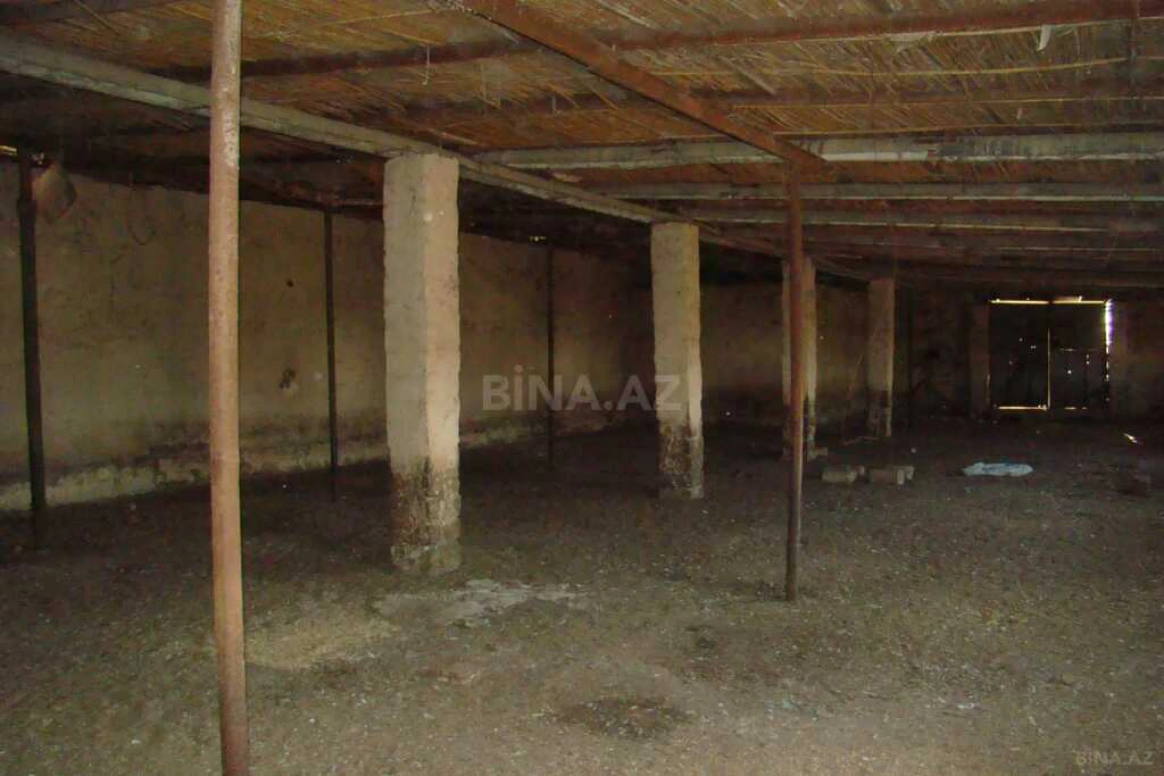 Satılır obyekt 3000 m²