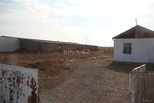 Satılır obyekt 3000 m²