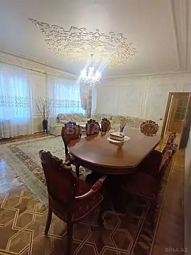 Satılır 5 otaqlı mənzil 120 m²