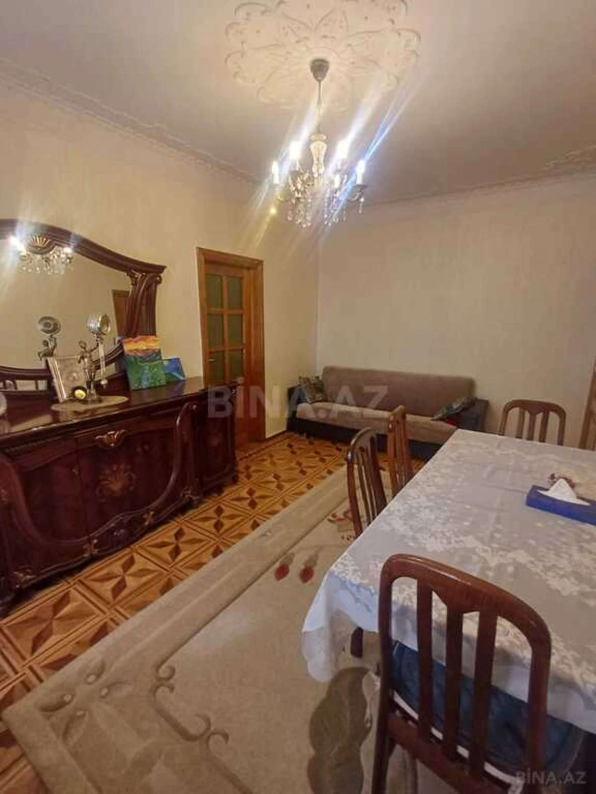 Satılır 5 otaqlı mənzil 120 m²