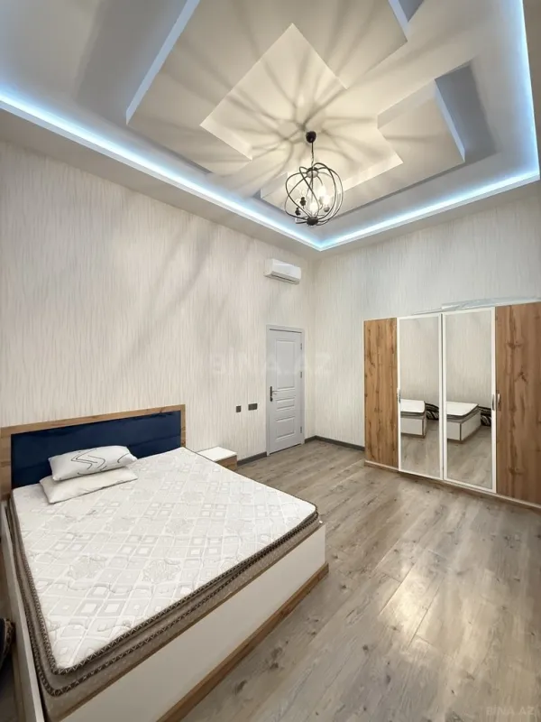 Satılır 4 otaqlı həyət evi 160 m²