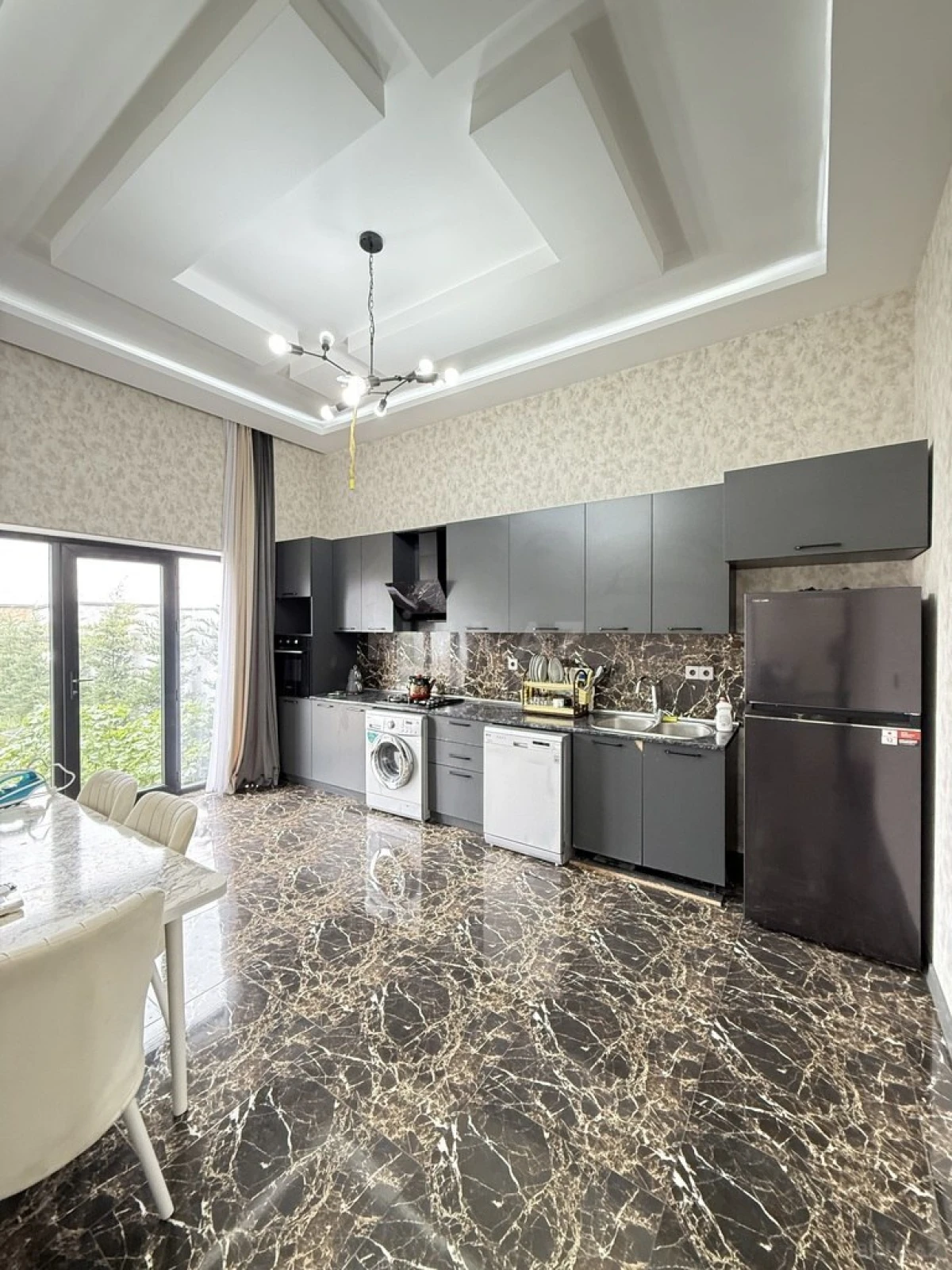 Satılır 4 otaqlı həyət evi 160 m²