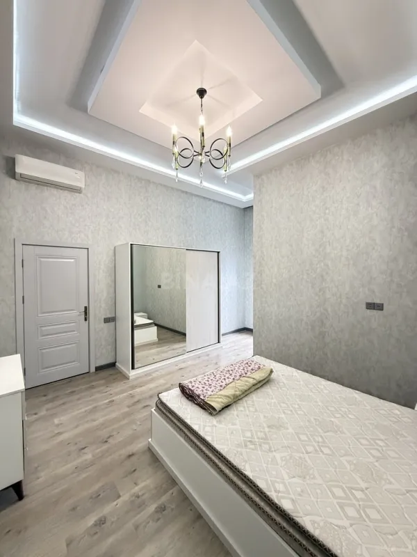 Satılır 4 otaqlı həyət evi 160 m²