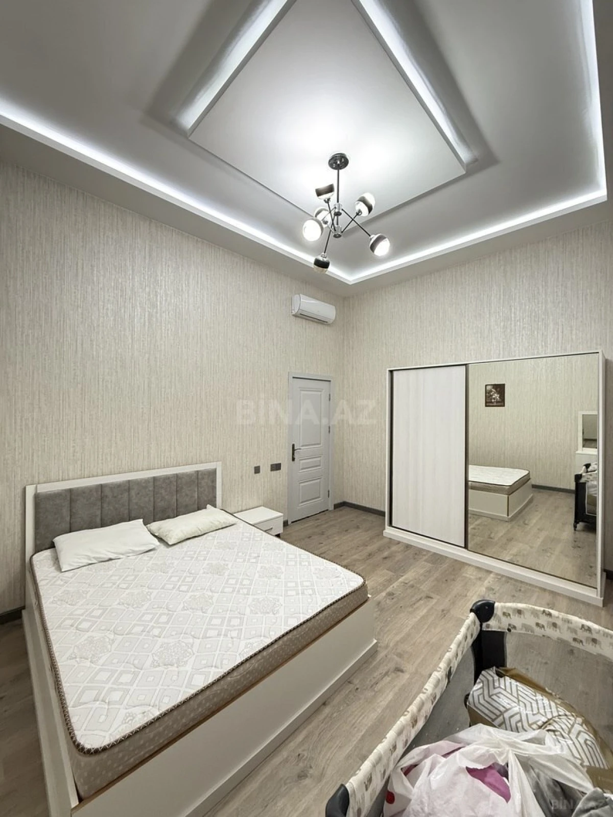 Satılır 4 otaqlı həyət evi 160 m²