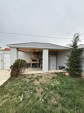 Satılır 4 otaqlı həyət evi 160 m²