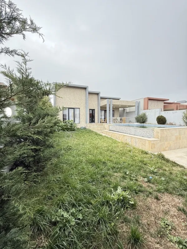 Satılır 4 otaqlı həyət evi 160 m²