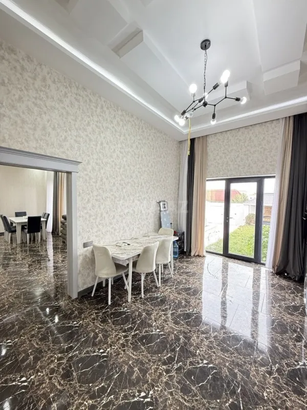 Satılır 4 otaqlı həyət evi 160 m²