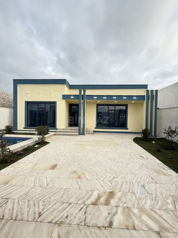 Satılır 4 otaqlı həyət evi 140 m²