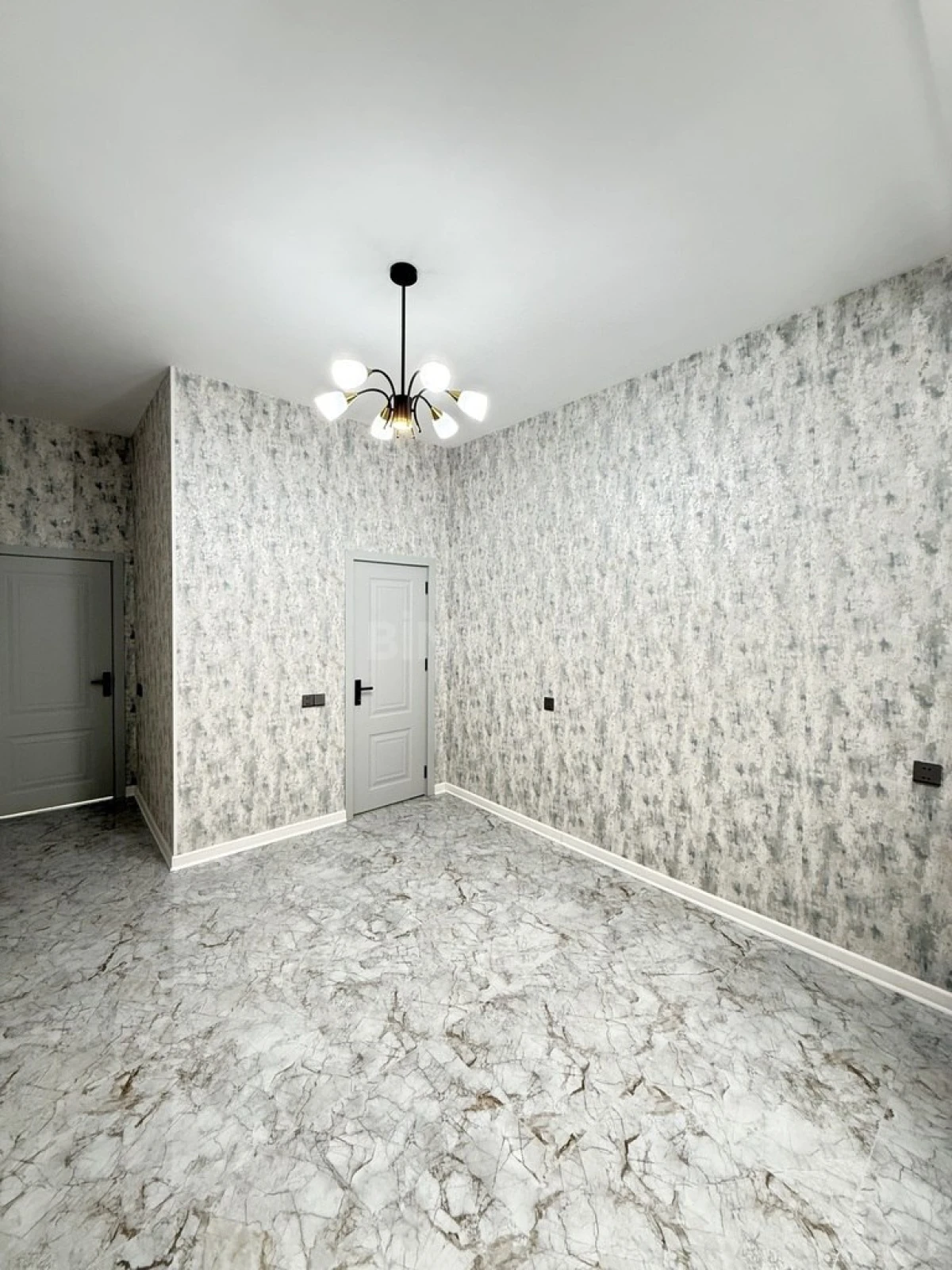 Satılır 4 otaqlı həyət evi 140 m²