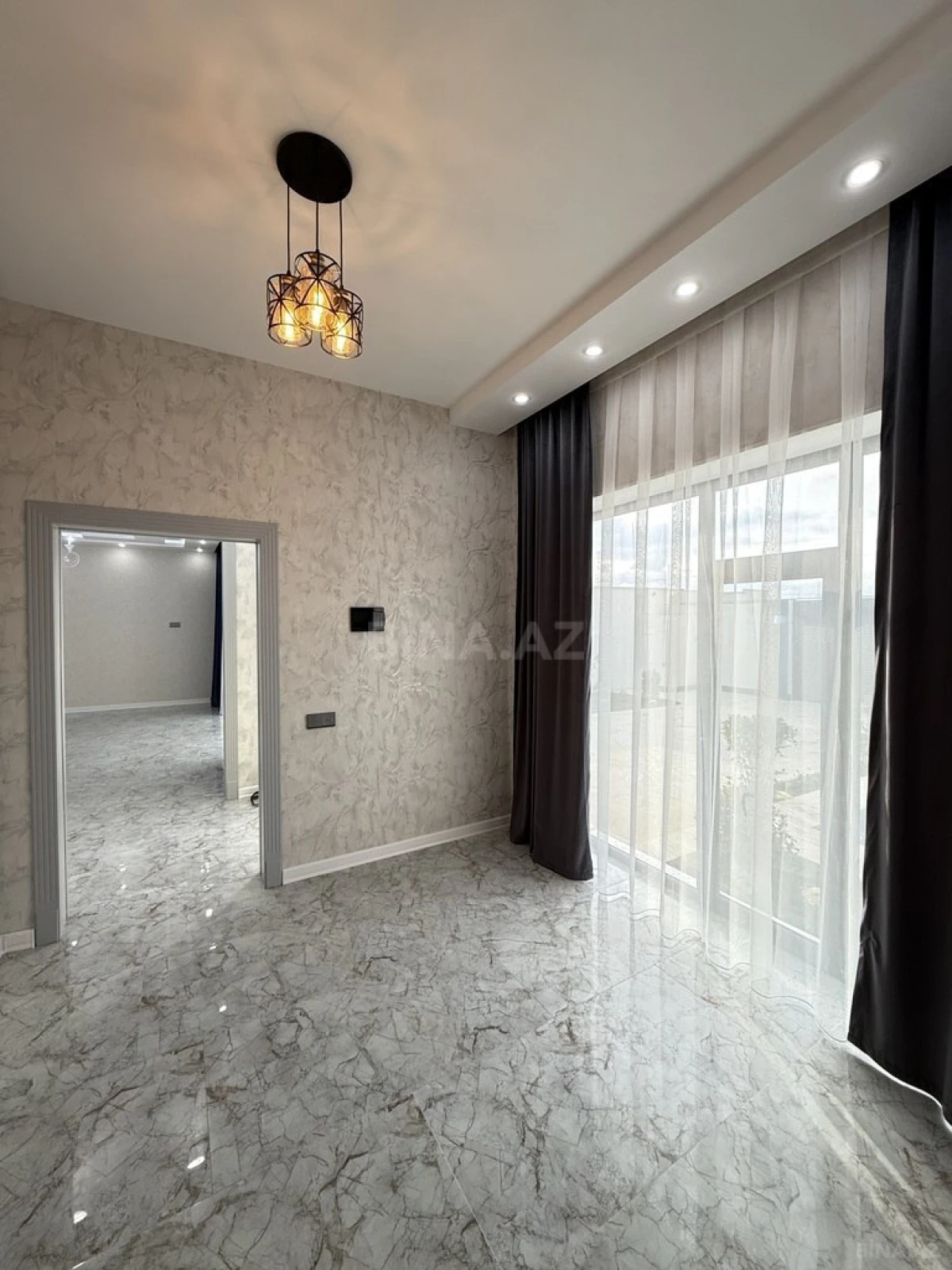 Satılır 4 otaqlı həyət evi 140 m²