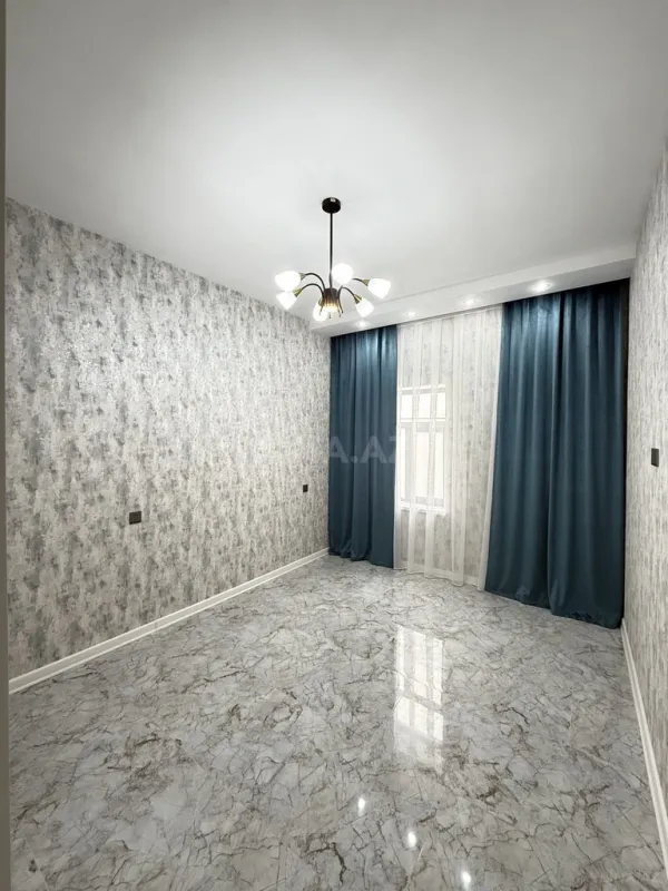Satılır 4 otaqlı həyət evi 140 m²
