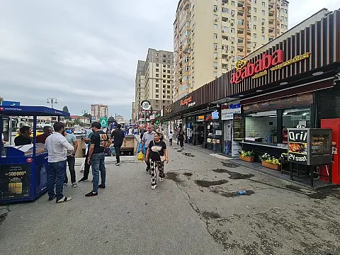 Satılır obyekt 360 m²