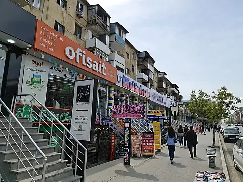 Satılır obyekt 360 m²
