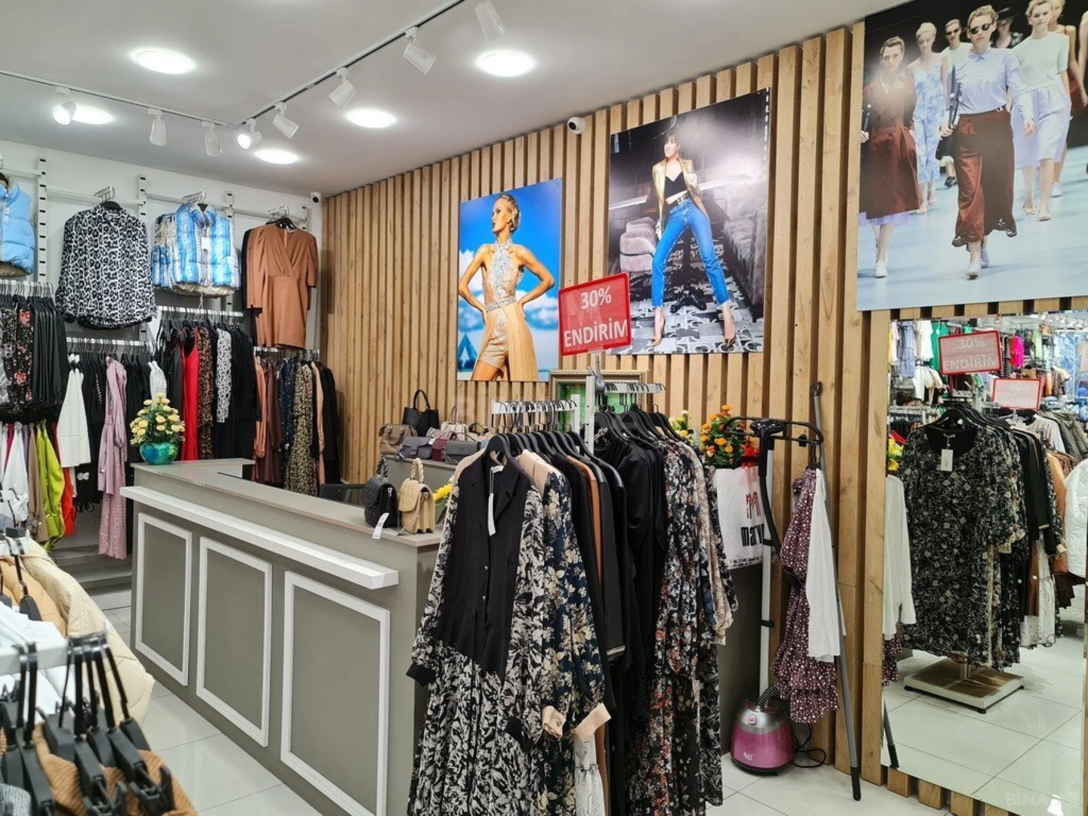 Satılır obyekt 360 m²