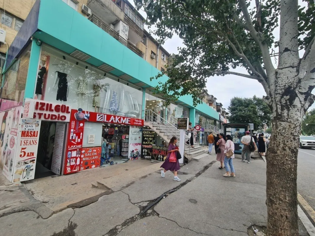 Satılır obyekt 360 m²