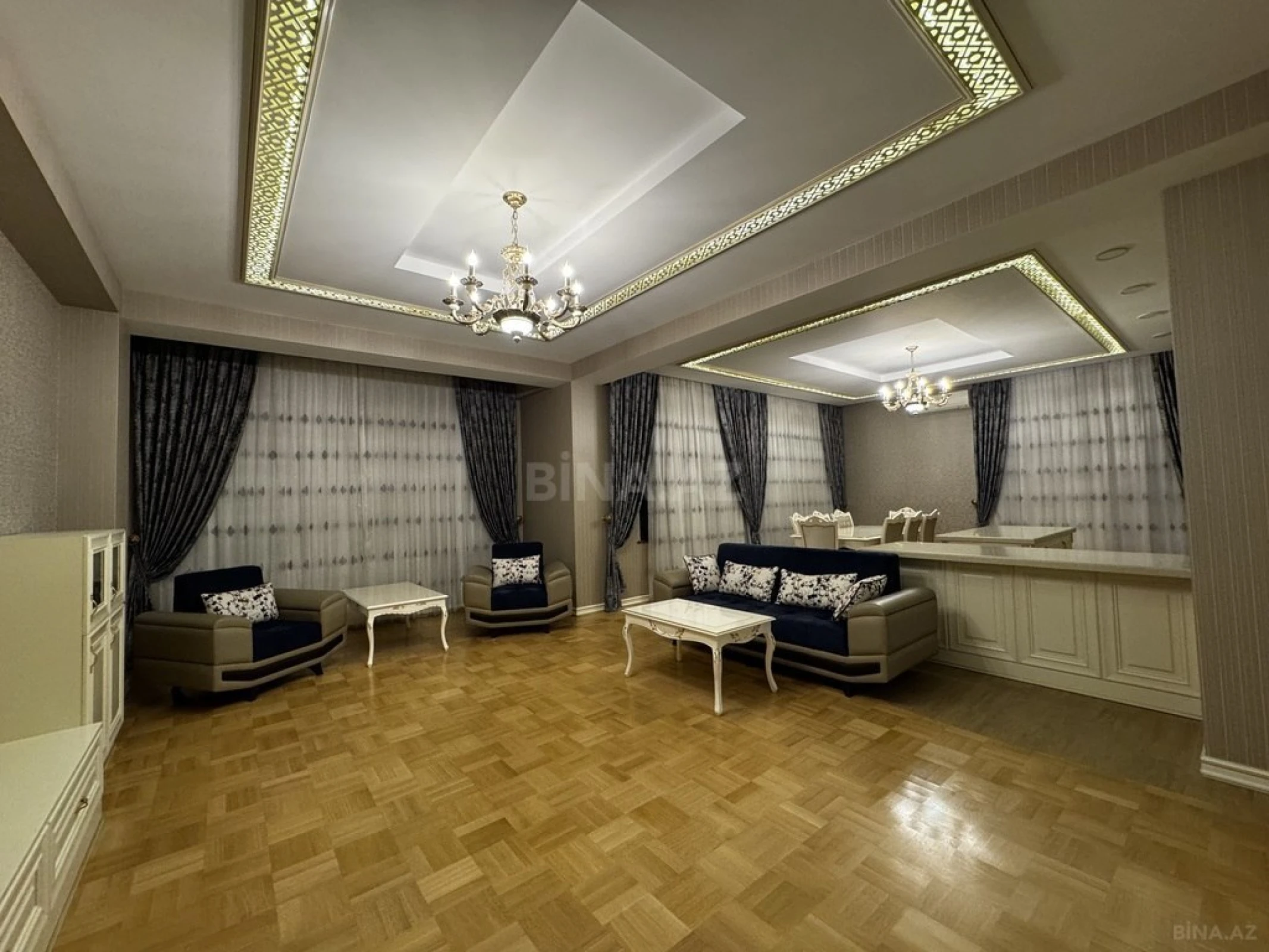 Satılır 3 otaqlı mənzil 203 m²