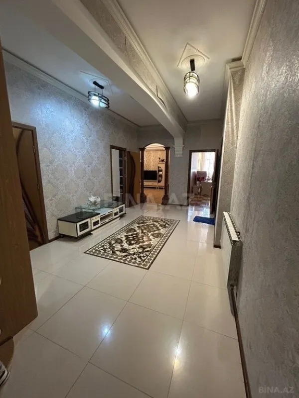 Satılır 3 otaqlı mənzil 116 m²