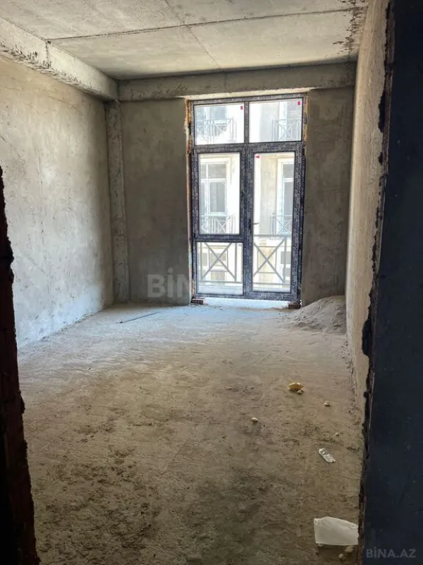 Satılır 3 otaqlı mənzil 116 m²